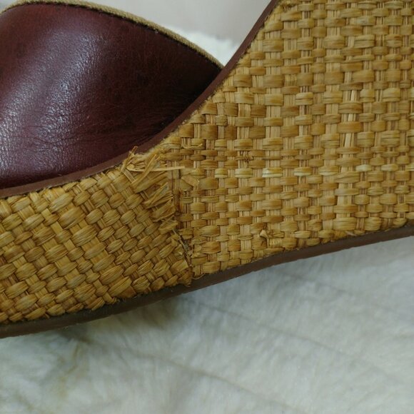 Y2K Kenneth Cole Reaction Wedge Heel Sandals Ankle Strap US Size 8.5 Red Leather - Picture 9 of 12